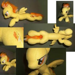 pony-fuhrer:  pony-fuhrer:  almost free http://www.ebay.com/itm/110985771232?ssPageName=STRK:MESELX:IT&_trksid=p3984.m1558.l2649