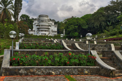 Villa Isola, Bandung.