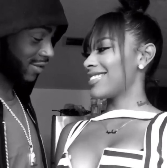 nickflyguy:  This is how your suppose to always look at your lady. Make it known your crazy about her, just because you got her don’t think you have to work to keep her