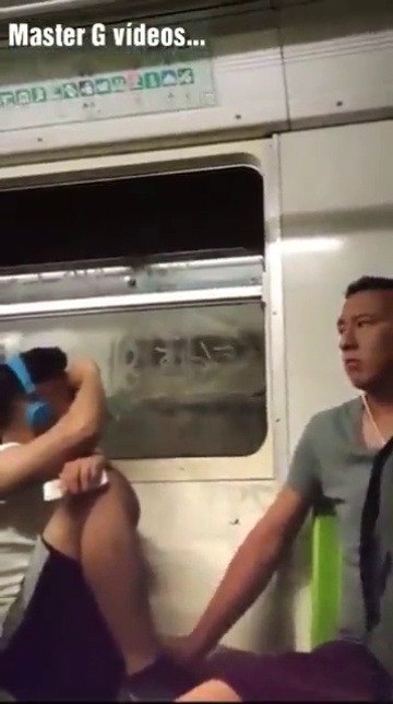 cruisinghot-santiago:  uclajacker:  Subtle handjob  Miradas sutiles en el vagón del metro salen a la orden del día