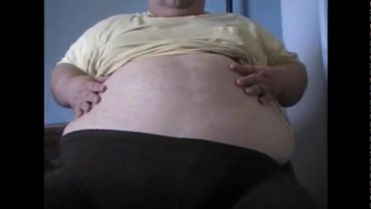 biggerenamored:  Fuck. I’m in love with this fatty!  *swirls grape juice in his wine glass and takes a sip*Ah yes, chasersfantasy. I love the videos I have of his. Classically sexy.