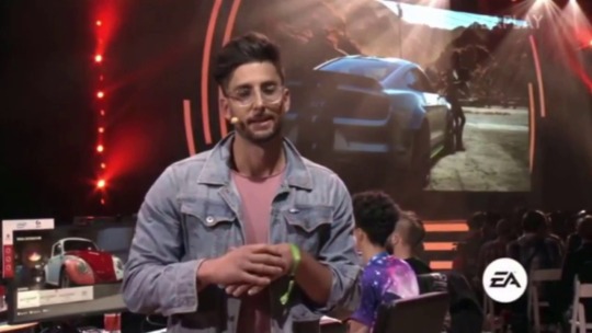 The state of videogamesHe calls for the executive producer called marcus and calls him nick right after that.