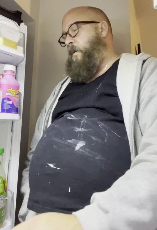 hogdaddy501:Raiding the fridge after a long day of painting…