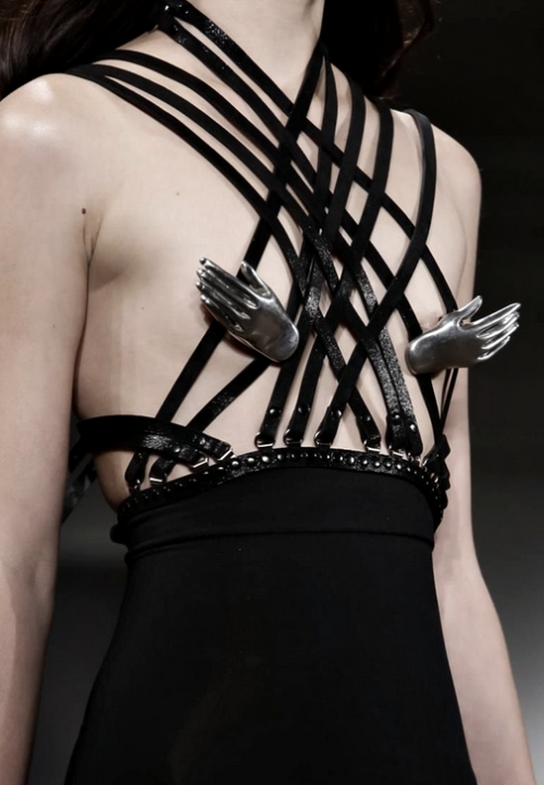 130186:  Zana Bayne S/S 2015
