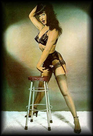 Porn lilmissburticus:  love the bettie  photos