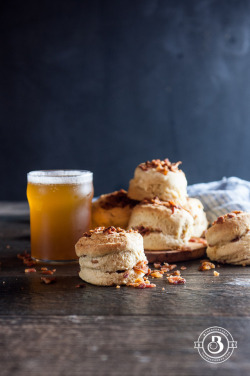 guardians-of-the-food:  Beer Bacon Biscuits