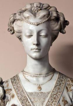 belaquadros:  Large Marble Bust of “Matelda" 