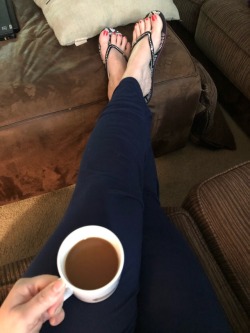 acurvypixie:☕️ Tuesday coffee and toes