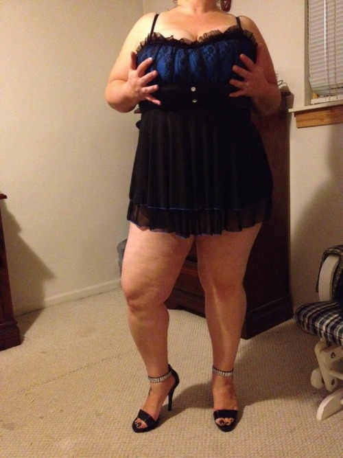 hmcouple:  What a night. Got a new outfit for Mr, he ate my pussy so good I could barely contain myself. Then he fucked me good and hard in doggy position fucking my soaking wet pussy until I came then he fucked my ass and ended with a creampie ;) -Mrs