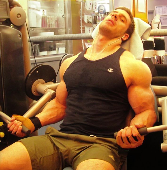 Big Dudes Are Hot