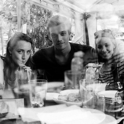 saoirseronandaily: Saoirse Ronan’s ‘The Host’ co-star Jake Abel and his wife Alli