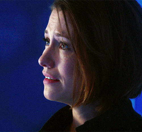 chyler-leigh:SUPERGIRL | S01E13 “For the Girl Who Has Everything”