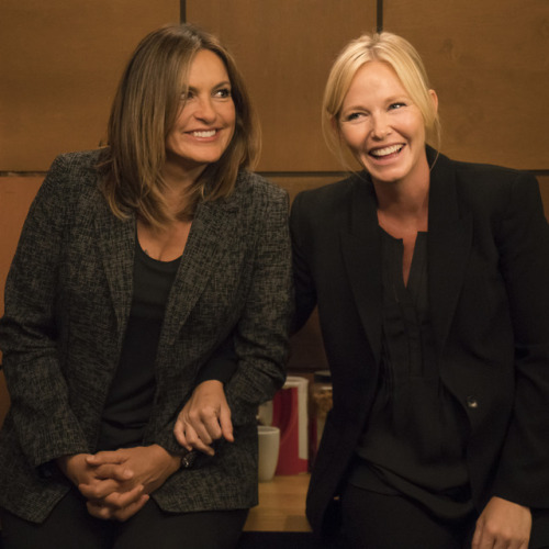 Our hearts are full and our alarms are set. Join us for the SVU season 20 premiere TONIGHT!