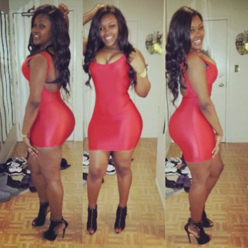 godsgifttomankind:  MBL  GOT DAMNNNN, SHE’S FINE!
