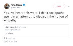 tutselutse:John Cleese just murdered a guy