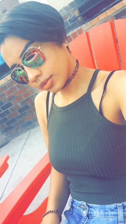 lieswithinthighs:  Happy Blackout Day , May our skin glow and melanin pop ✊🏽✊🏾✊🏿✨