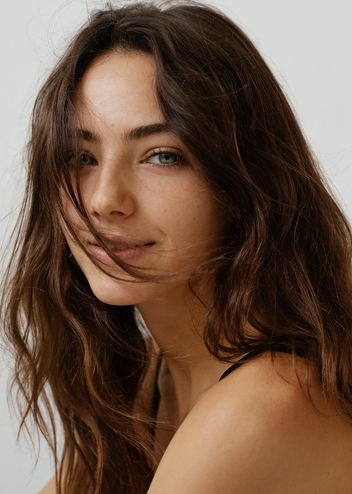eddienew:  Amelia Zadro by Eddie New Insta / @eddieseye 