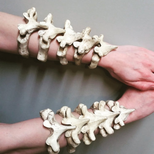 nuclear-princess:Vertebrae Bracelet: 12.00sold individually!