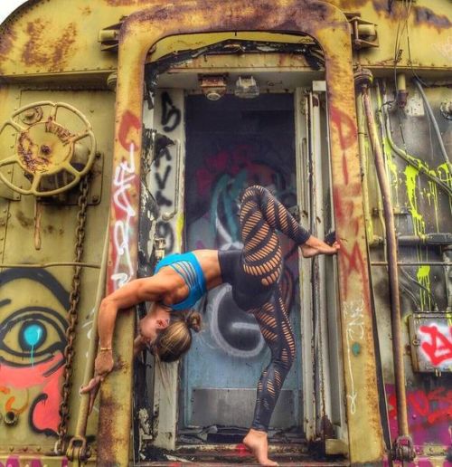 Street Yoga