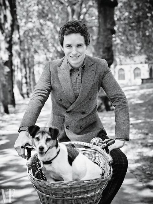 Eddie Redmayne turns 37!!