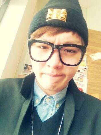 nielmermaid:  cutie changsub twitter selcas ｡◕‿◕｡ 