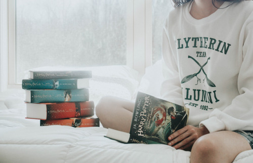 thelunarfoxes:Just a Hufflepuff in Slytherin’s clothing.   ↣ My Bookstagram ↢