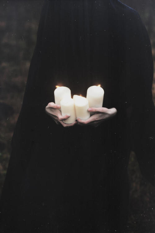 hapless-hollow:Maria Petrova - The Spirit of Remembrance