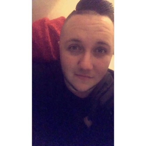 underdog123:  Kinda smiling….