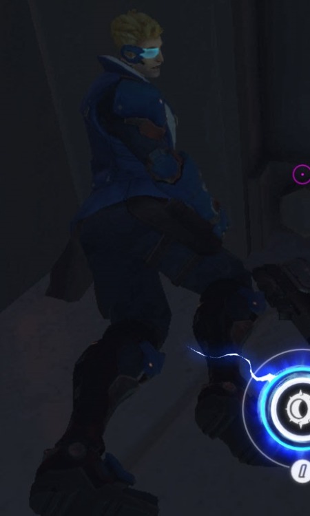 senpai76:toxiccaves:this is my favorite screenshot from overwatch yet“Oh, Reaper… you caught me.”But