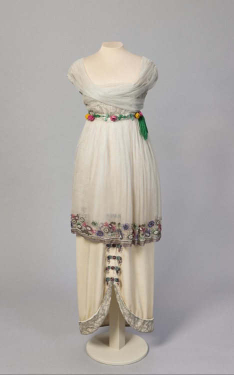 evening dresses belonging to V. V. Karakhan (Vera Viktorovna Karakhan)click to enlarge + details