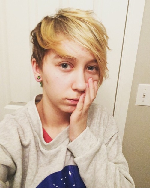 merry trans visibility day ε-(´∀｀; ) im just a young transboy doin his best (he