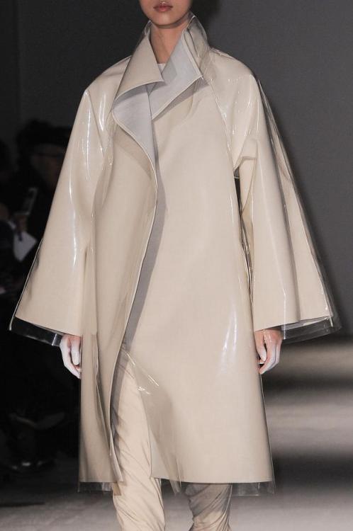runway-disease:Gareth Pugh Details A/W ‘14