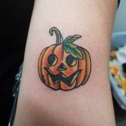 1337tattoos:  Lil Halloween flash tattoo done by Keith Pickens at Planet Mercury Tattoo in Hampton, VA. submitted by http://always-bl0oming.tumblr.com