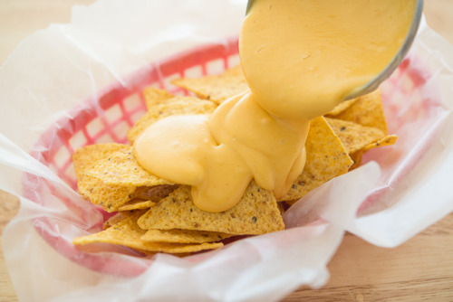 foodffs:  Homemade Nacho Cheese Sauce  Really nice recipes. Every hour.   