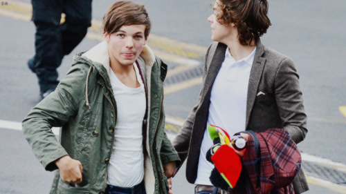 stylinsonarchive: louis & harry /// september 11th, 2011