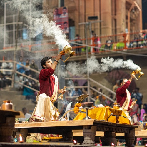 Ganga Arati at Varanasi, UP, photos by Kevin Standage, more at https://kevinstandagephotography.word