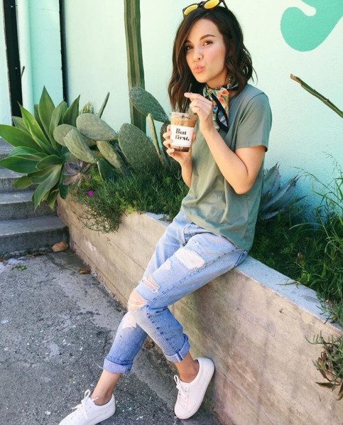 tegan-nottle: Ingrid Nilsen in such a Cute Spring Outfit!!!