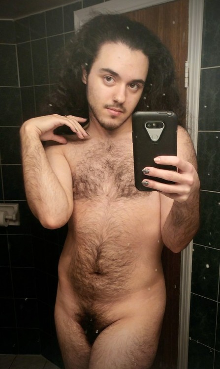 prettyboyleoftm: He believes in beauty He’s venus as a boy