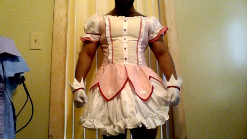 psychocereals:termsofenragement:I moved my arms and they blew out the sleeves. I look awesome.#