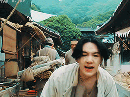 Whos The King? Whos The Boss? Vs. My Mom Watched Me On Tv And Said I Looked Like A Boiled Dumpling