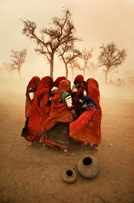 red gypsy dancers