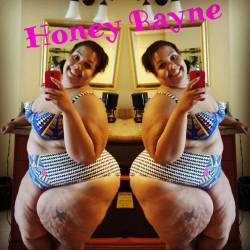 honeyrayne:  Out the pool… Time 2 get ready