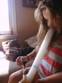 youprobablyneverheardof:  This mornings wake n bake