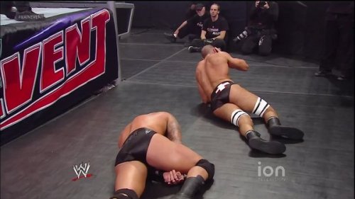 Let’s all appreciate this double ass shot!
