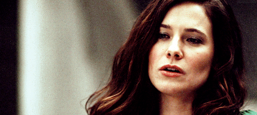 sungl0ry:  wouldn’t it be a million times hotter if alana was detaining bedelia