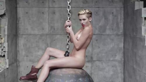 Porn celebboobies2:  Miley Cyrus - Wrecking Ball photos