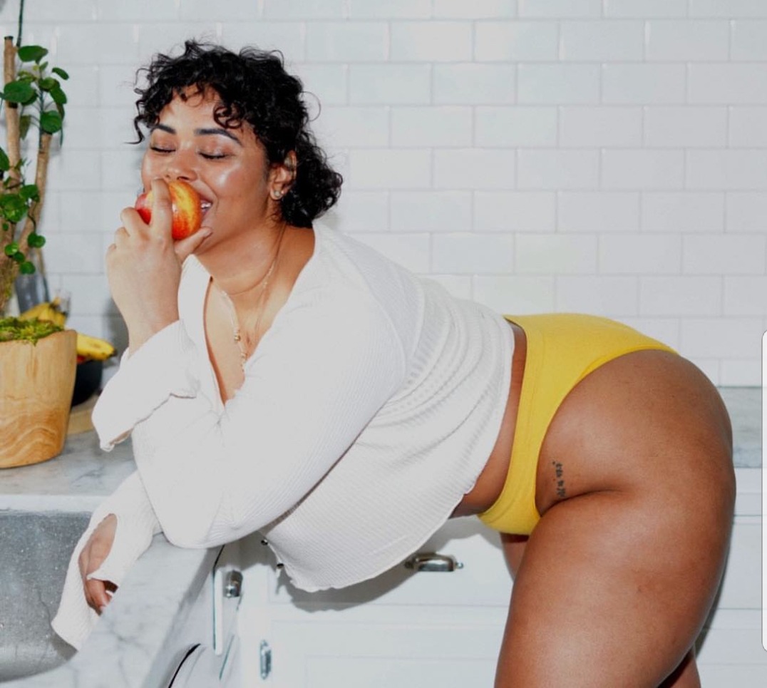 callieluva:  sochill24:  We need more beautiful big girls like this 🤤  Damn she