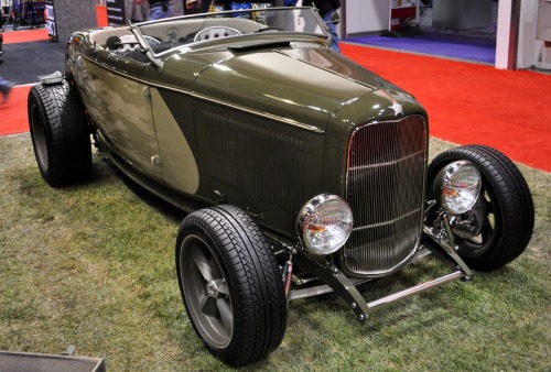 rodandcustomshow:    Metal Of Honor Duece   