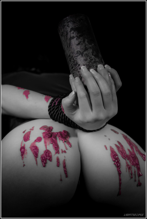 red-wood-witch is my side blog, I follow with this