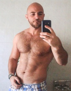 Follow my two hairy men blogs:http://sambrcln.tumblr.comhttp://hairysex.tumblr.com